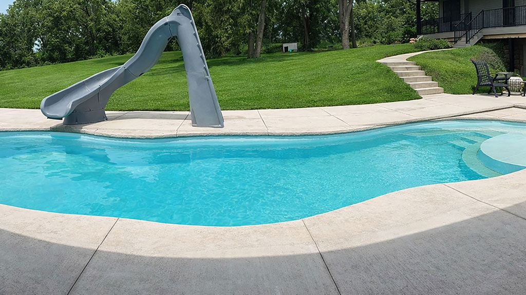 Slide & Pool